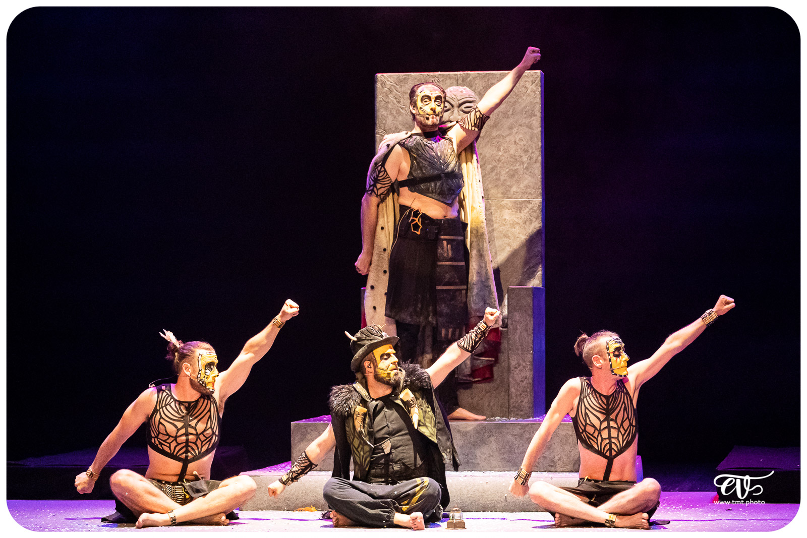 THE PRIMITALS (YLLANA & PRIMITAL BROTHERS)